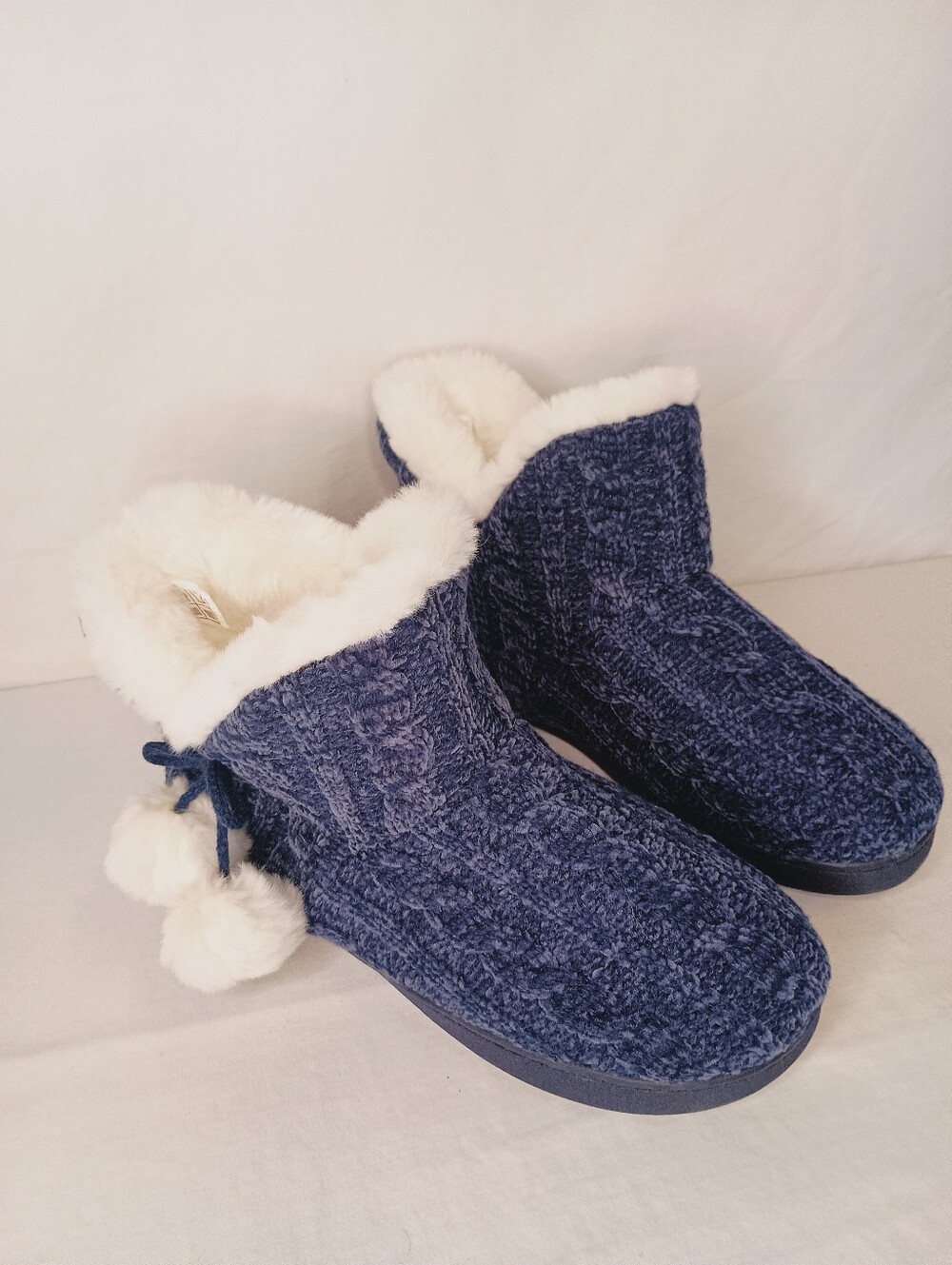 Women's Size 8 Cozy Navy Chenille Slipper Boots - Picture 5 of 8